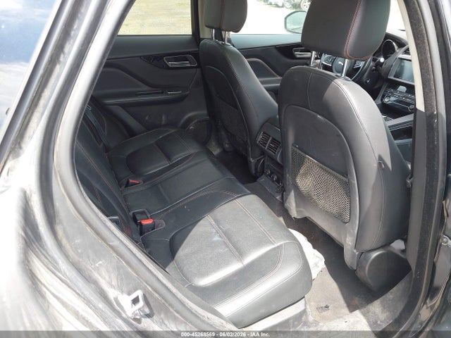 Jaguar F-PACE 30t Prestige