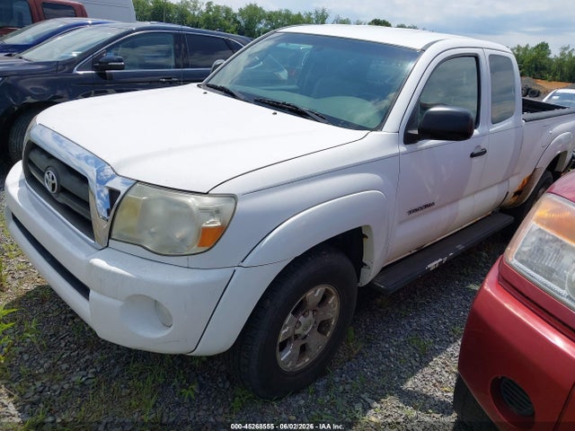 Toyota Tacoma Base V6