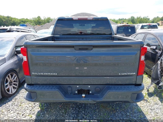 Chevrolet Silverado 1500 Custom