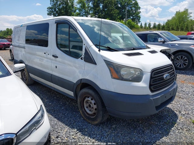 Salvage Ford Transit Image