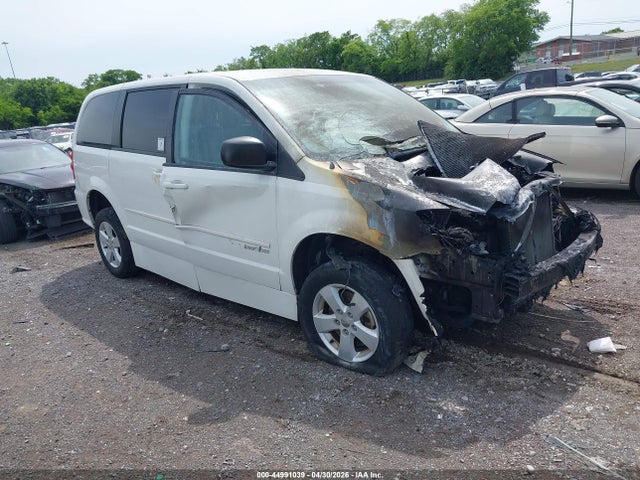 Salvage Dodge Grand Caravan Image