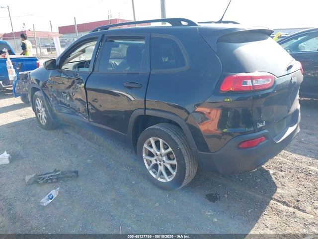 Jeep Cherokee Sport