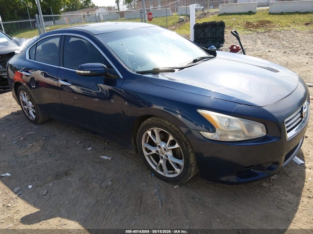 Salvage Nissan Maxima Image