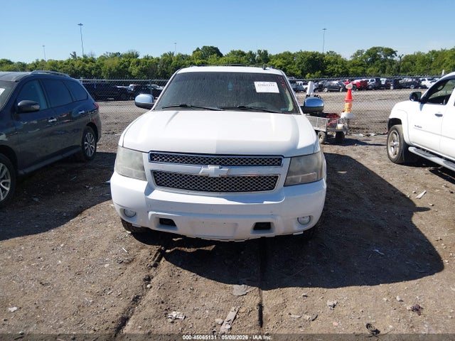 Chevrolet Suburban 1500 Ltz