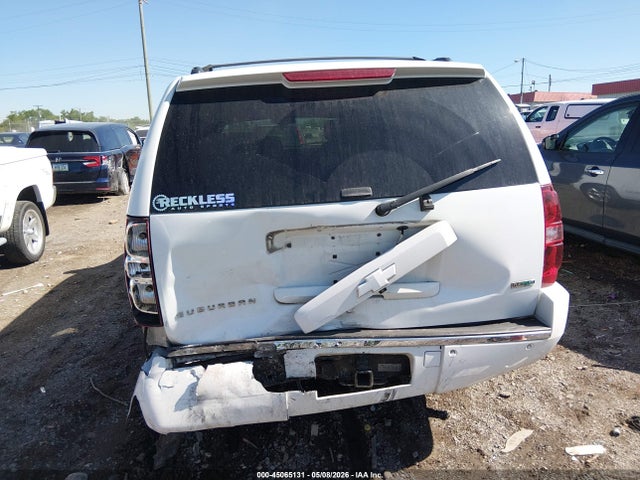 Chevrolet Suburban 1500 Ltz