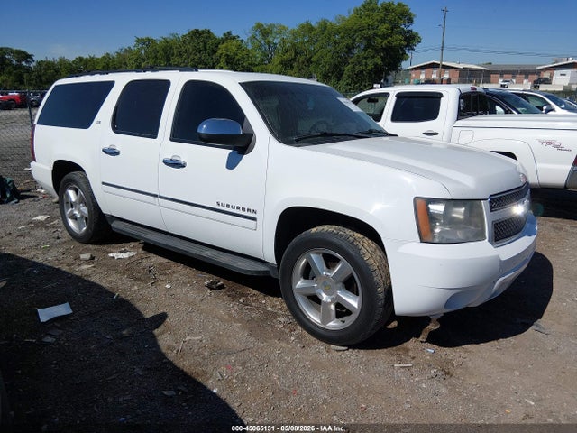 Salvage Chevrolet Suburban 1500 Image