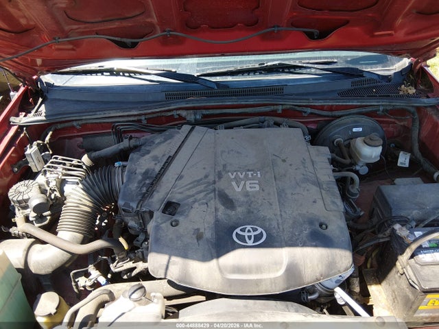 Toyota Tacoma Base V6
