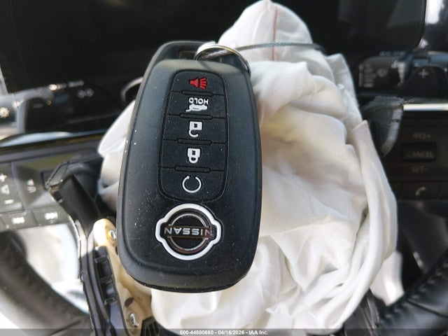 Nissan Pathfinder Platinum 4wd