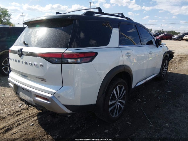 Nissan Pathfinder Platinum 4wd