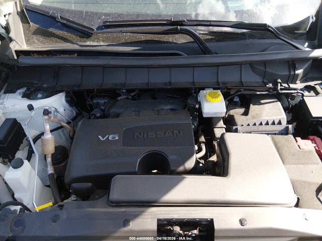 Nissan Pathfinder Platinum 4wd