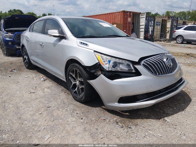 Salvage Buick LaCrosse Image