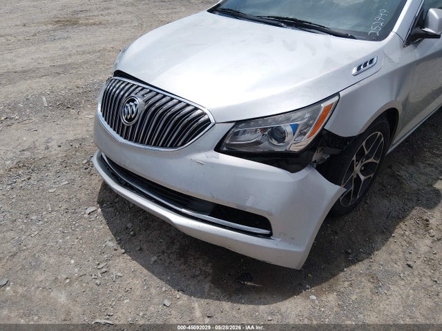 Buick LaCrosse Sport Touring