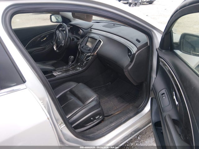 Buick LaCrosse Sport Touring