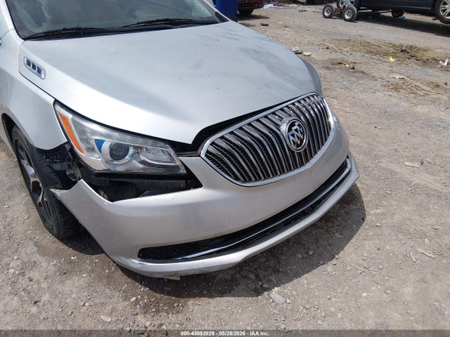 Buick LaCrosse Sport Touring