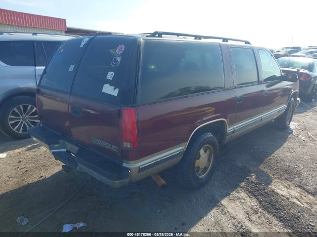 Chevrolet Suburban 1500