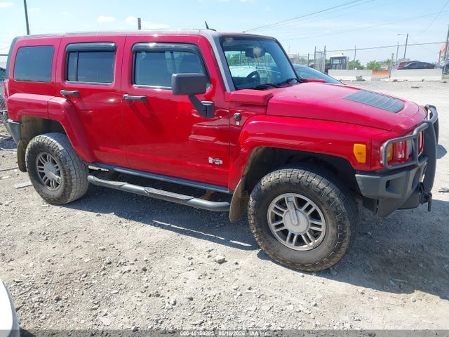 Salvage HUMMER H3 Image