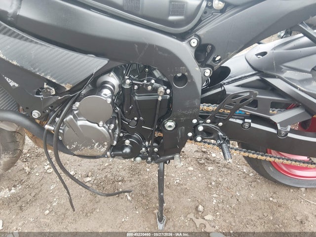 Suzuki Gsx-r750