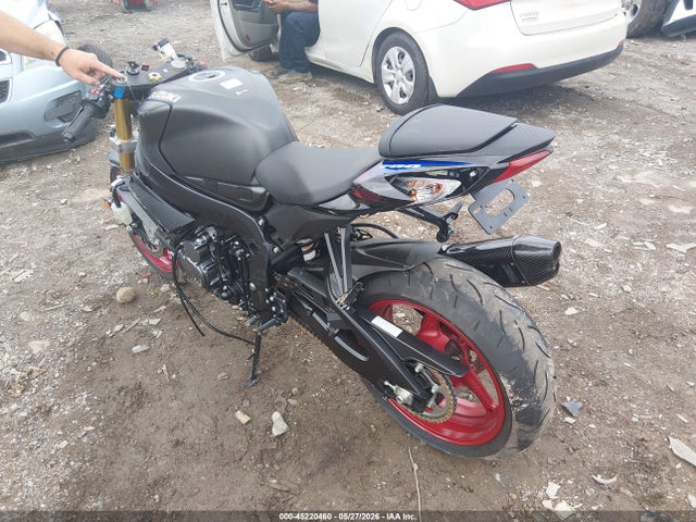 Suzuki Gsx-r750