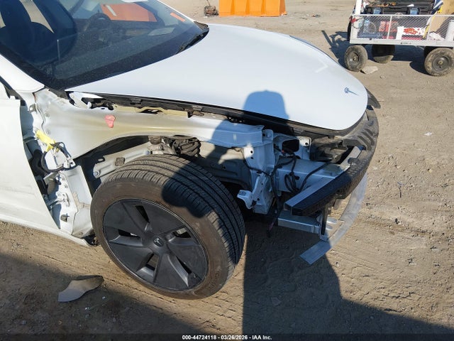 Tesla Model 3 Long Range Dual Motor All-wheel Drive