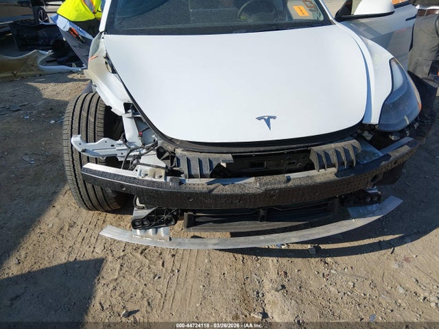 Tesla Model 3 Long Range Dual Motor All-wheel Drive