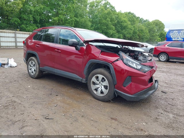 Salvage Toyota RAV4 Image