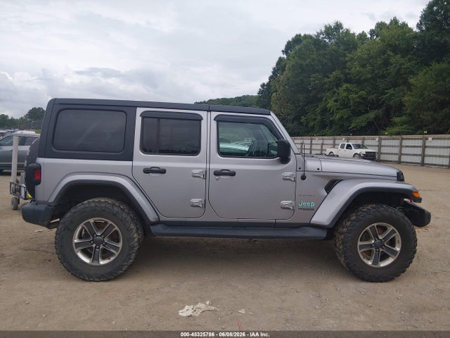 Jeep Wrangler Sahara 4x4