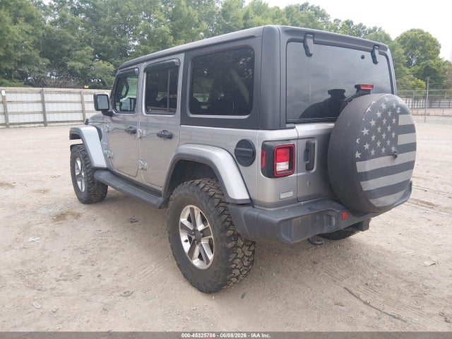 Jeep Wrangler Sahara 4x4