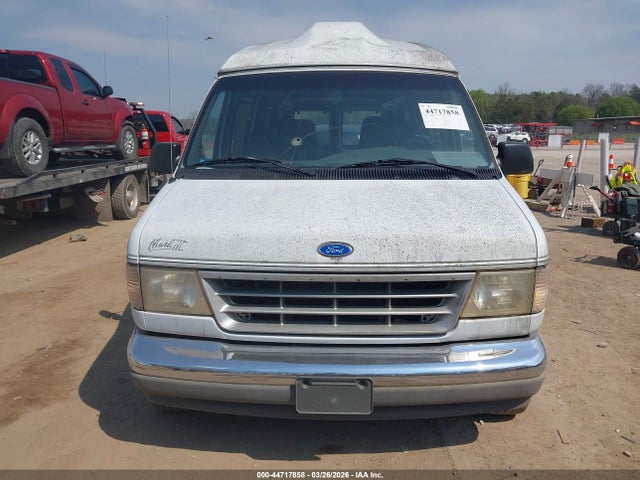Ford Econoline E150 Van