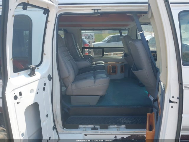 Ford Econoline E150 Van