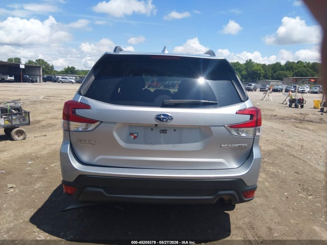 Subaru Forester Premium