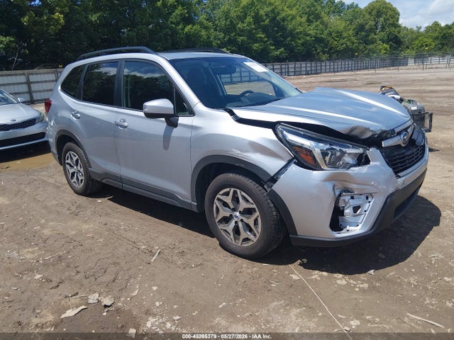 Salvage Subaru Forester Image