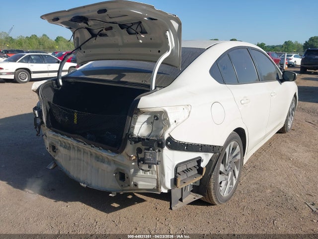 Subaru Legacy Limited