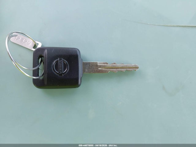 Nissan Versa 1.6 S