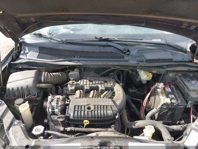 Chrysler Town & Country Touring Plus