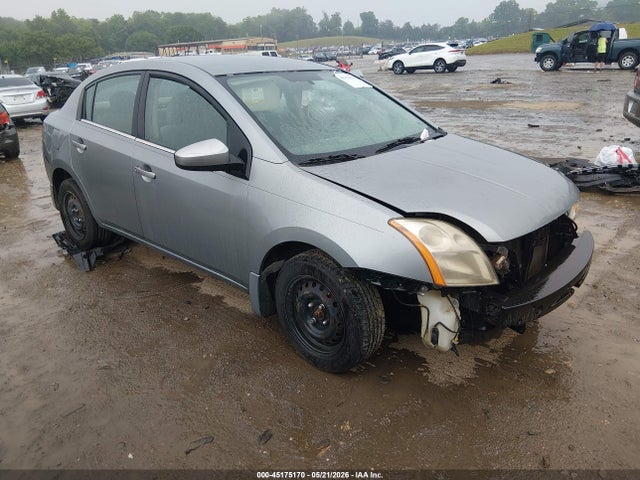 Salvage Nissan Sentra Image