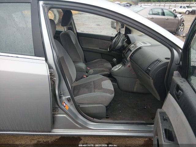 Nissan Sentra 2.0