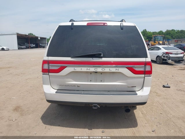 Lincoln Navigator
