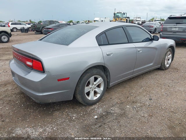 Dodge Charger Se