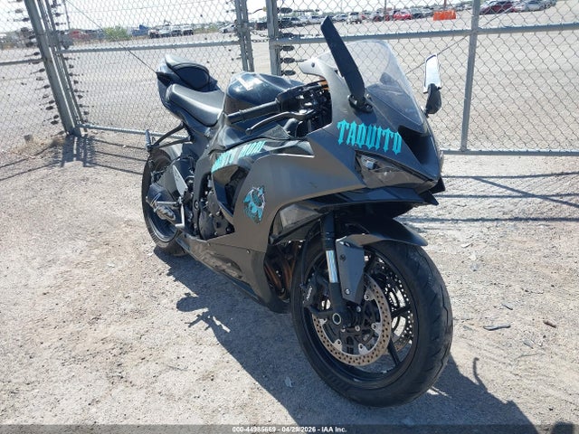 Salvage Kawasaki Zx636 Image