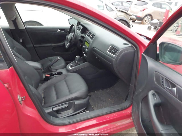 Volkswagen Jetta 2.5l Se