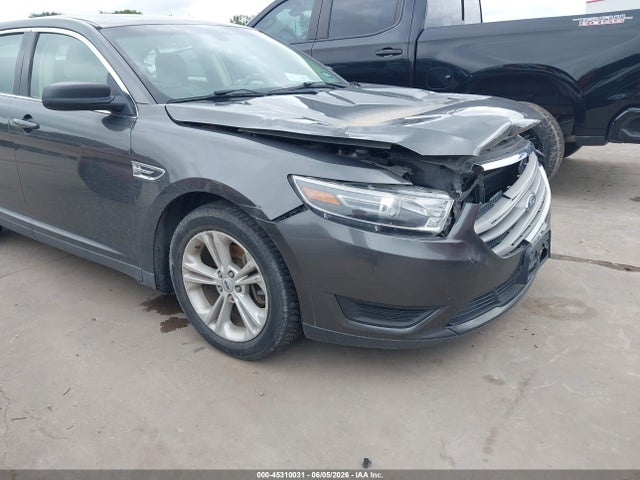 Ford Taurus Se