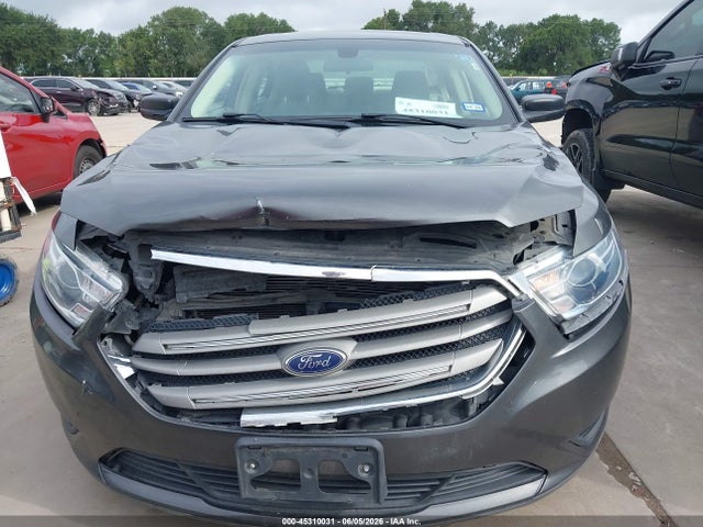 Ford Taurus Se