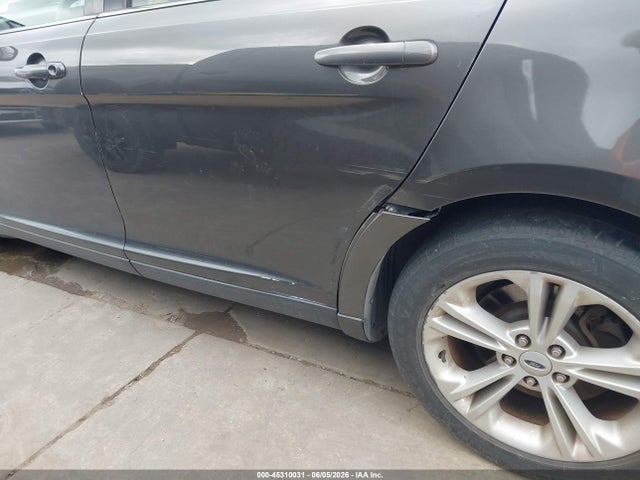 Ford Taurus Se
