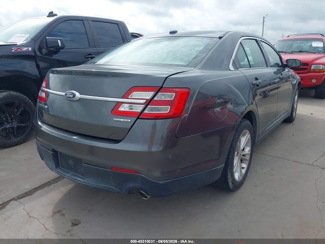 Ford Taurus Se