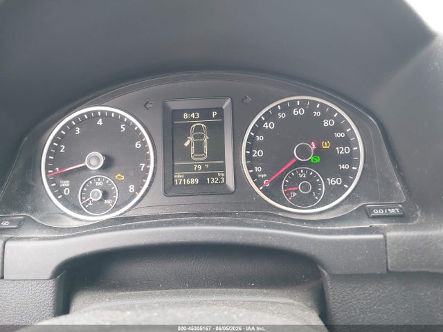 Volkswagen Tiguan S