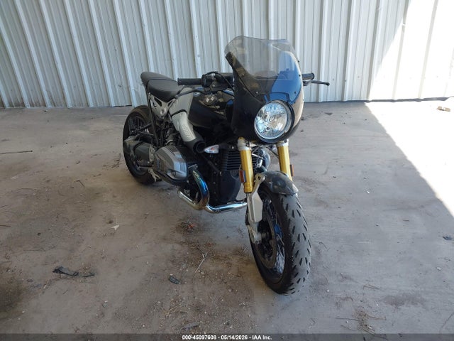 Salvage BMW R Nine T Image