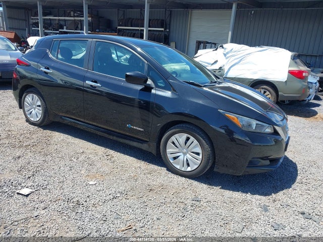 Salvage Nissan LEAF Image