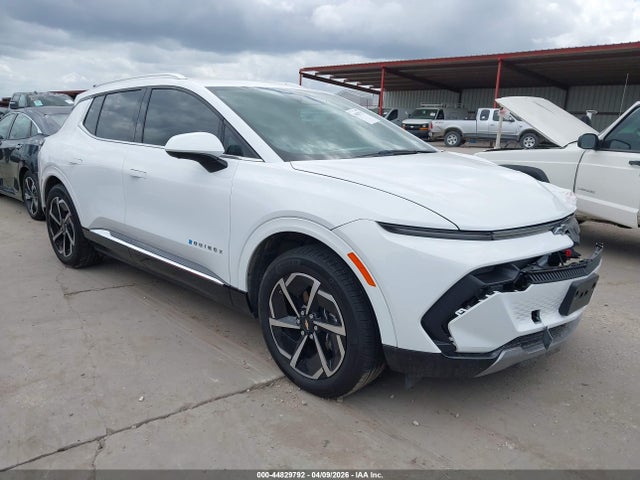 Salvage Chevrolet Equinox Image