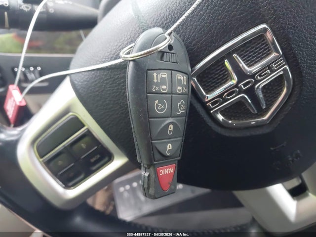 Dodge Grand Caravan Crew
