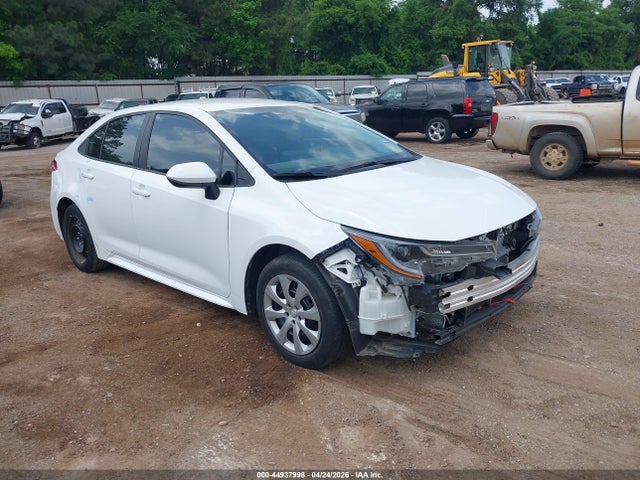 Salvage Toyota Corolla Image